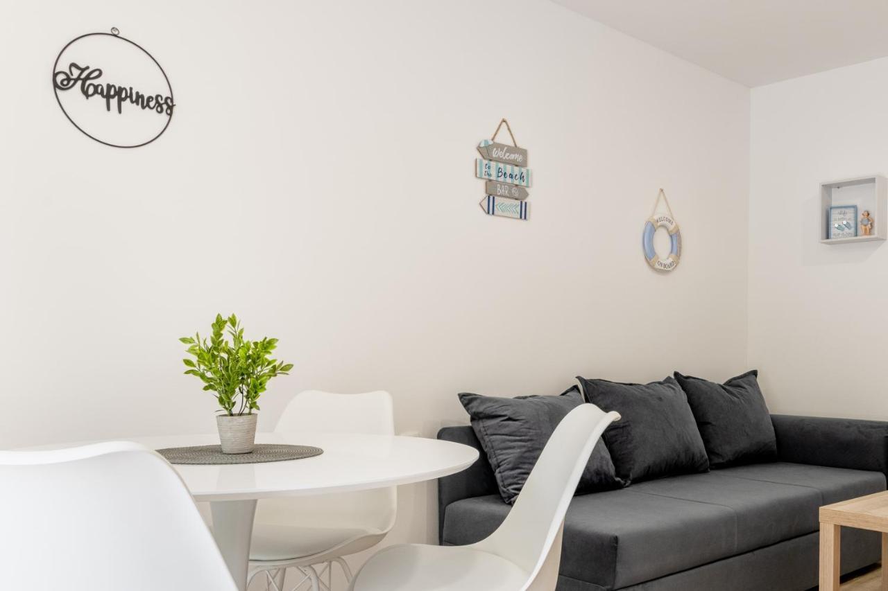 Apartments Malalu ネウム エクステリア 写真