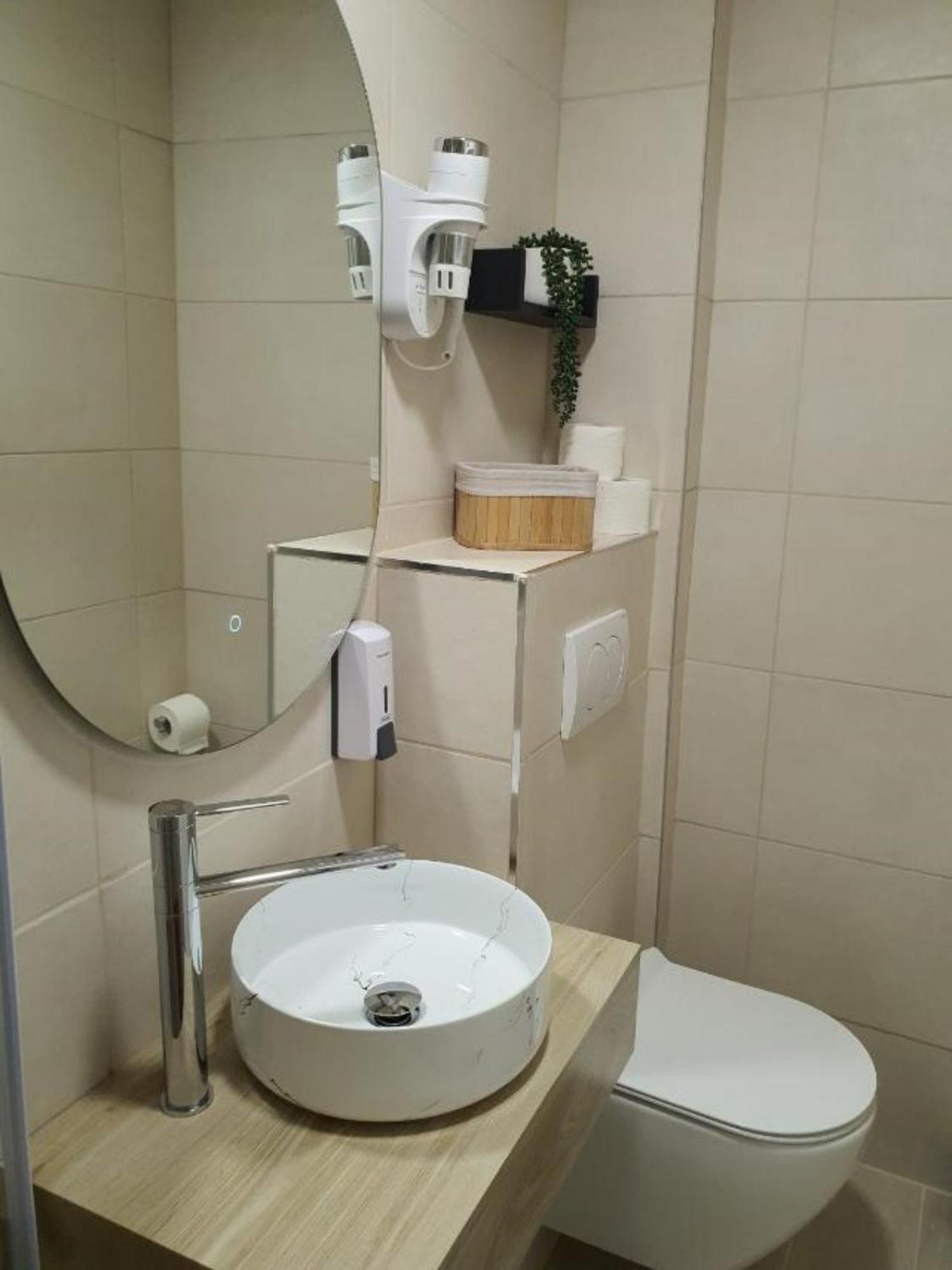 Apartments Malalu ネウム 部屋 写真